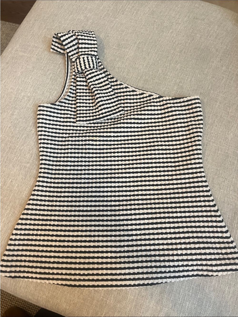 RW&CO. Black and White One-Shoulder Striped Knit Top